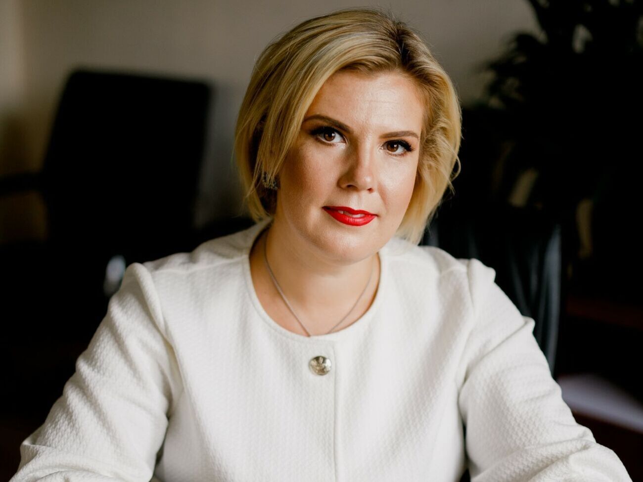 Ірина Одинець: Загребельська виступила адвокаткою в інтересах Віктора Чумака в суді проти закриття справи "Роттердам плюс". Та сама Агія, яка шість років тому поставила свій підпис під формулою