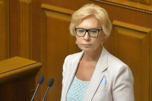 Денисова: Осуждаю нападение на съемочную группу программы "Схемы", произошедшее 4 октября в помещении "Укрэксимбанка"