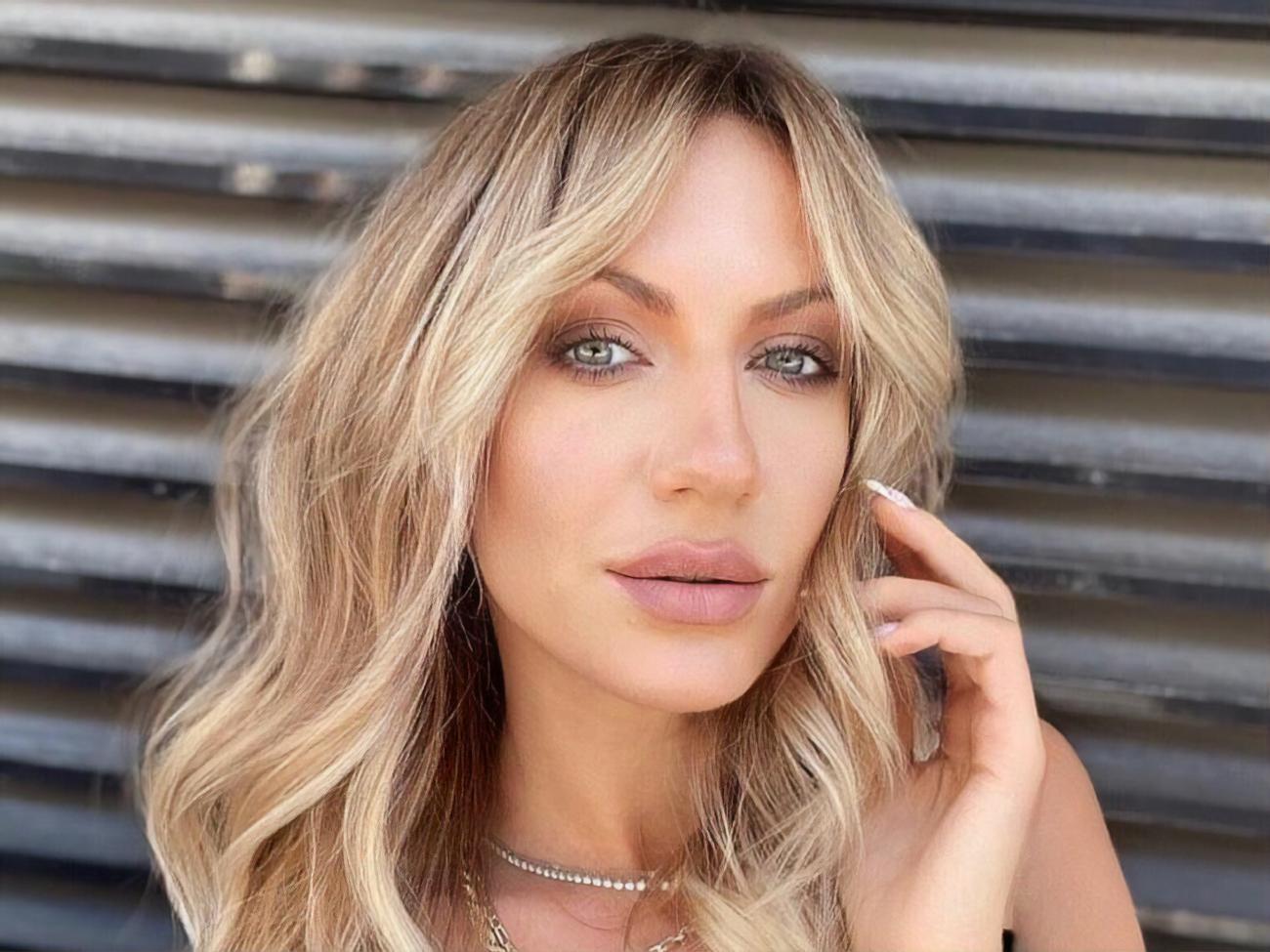 Никитюк:&nbsp;Я здесь немного выпала из Instagram. Всех люблю, скоро вернусь