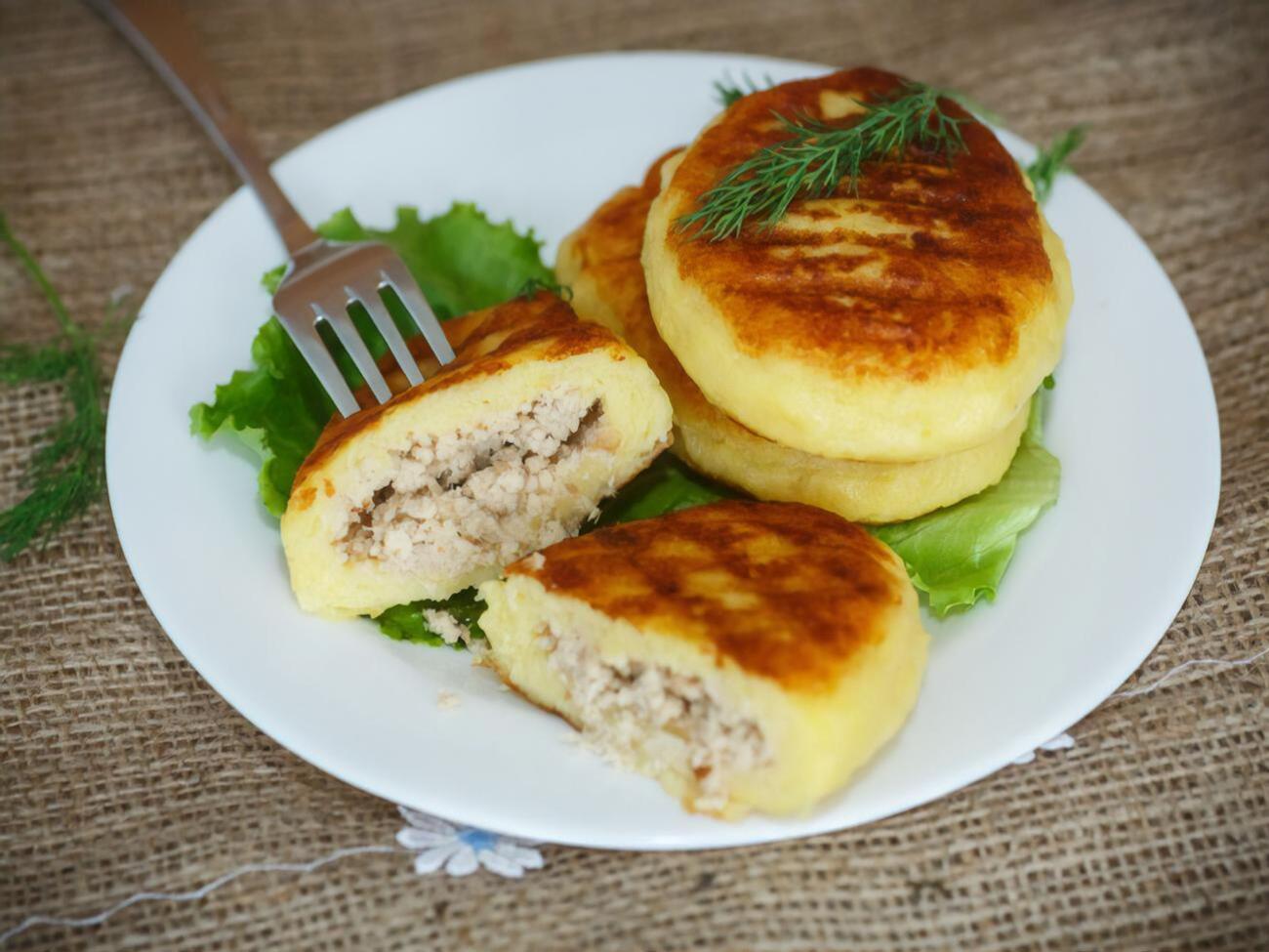 Зразы можно жарить или запекать