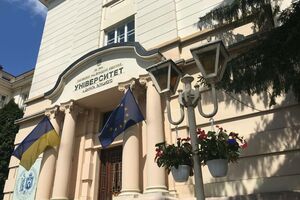 У медуніверситеті заявили, що не проводили досліджень вакцин проти COVID-19
