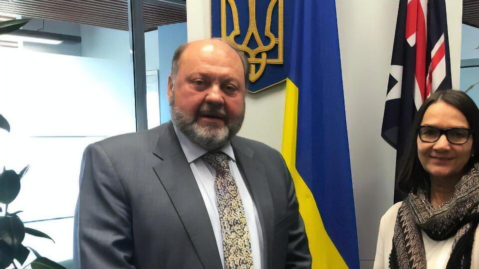 Кулинич проработал послом в Австралии шесть лет