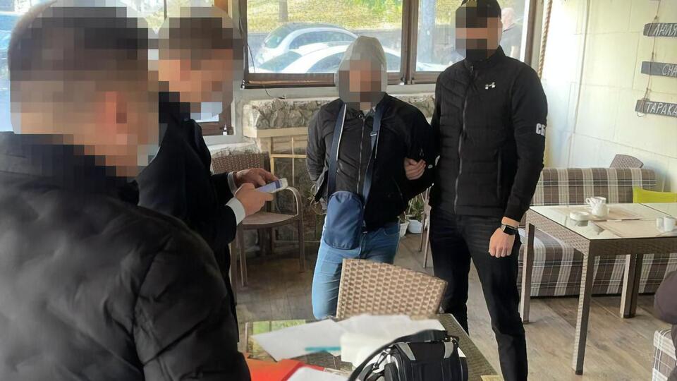 Правоохранители задержали начальника управления департамента по вопросам государственного архитектурно-строительного контроля КГГА