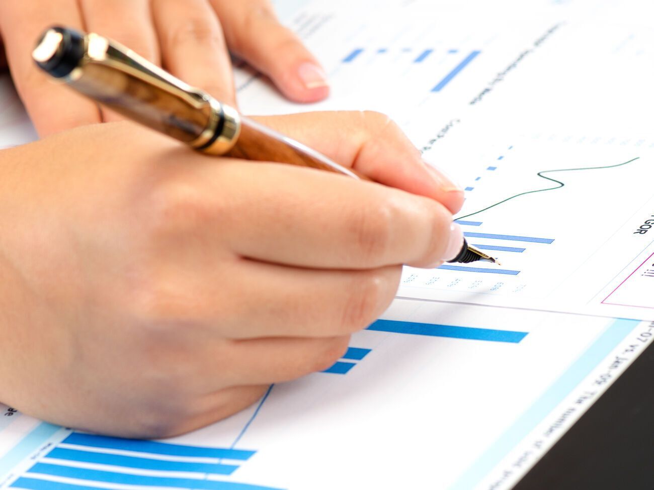 Решая, где эффективнее разместить средства, бизнес среди прочего опирается на аналитику ведущих рейтинговых агентств мира,&nbsp;отметил&nbsp;юрист Андрей Гмырин