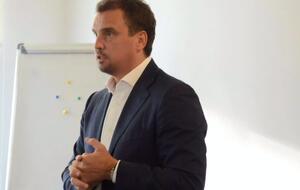 Абромавичюс: Чтобы быстрее интегрироваться, мне кажется, нужны две вещи