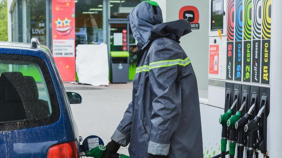 Мінекономіки підвищило 4 жовтня розрахункові ціни для бензину й дизпального
