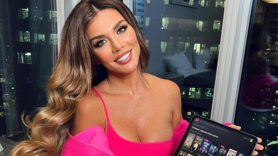 Анна Седокова выложила новую фотосессию с мужем