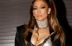 Лопес: Сделала угощения на Хэллоуин