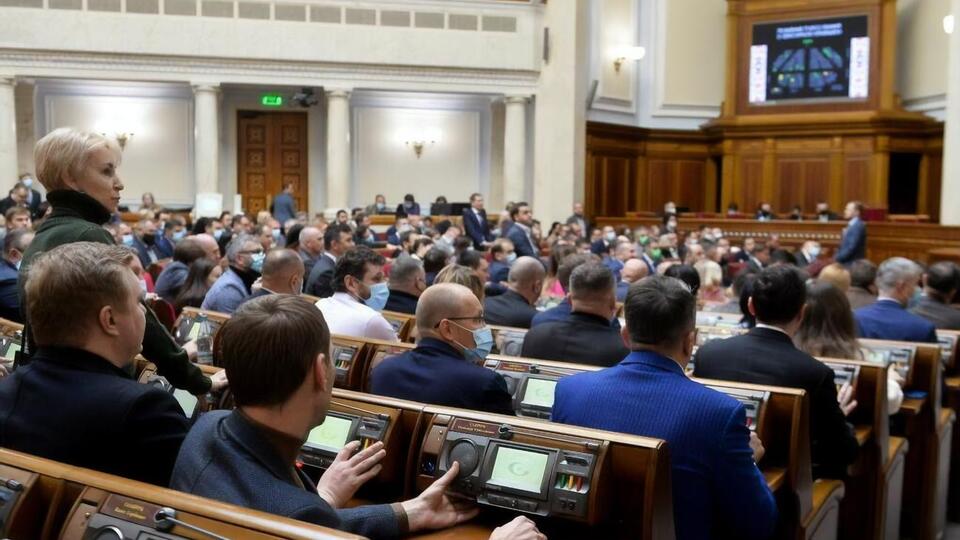 Нардепы планируют заседать в пленарном режиме с 16 ноября по 3 декабря