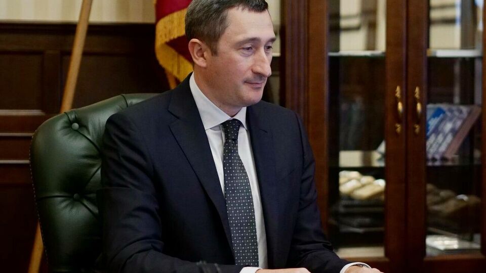 Чернышов был назначен министром развития общин и территорий в марте 2020 года