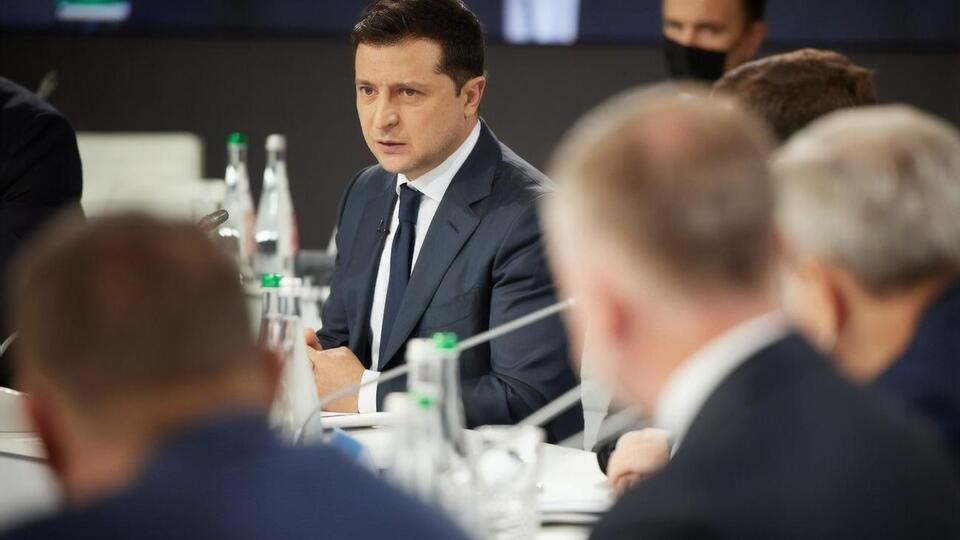 36,2% опрошенных думают, что нынешнее руководство страны хуже своих предшественников