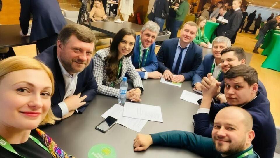 В феврале 2020 года Кострийчук вошел в Высший совет партии "Слуга народа"