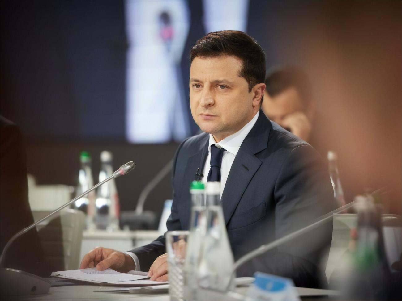 Зеленский:&nbsp;Планета получила две экобомбы в центре Европы: оккупированные Крым и часть нашего украинского Донбасса