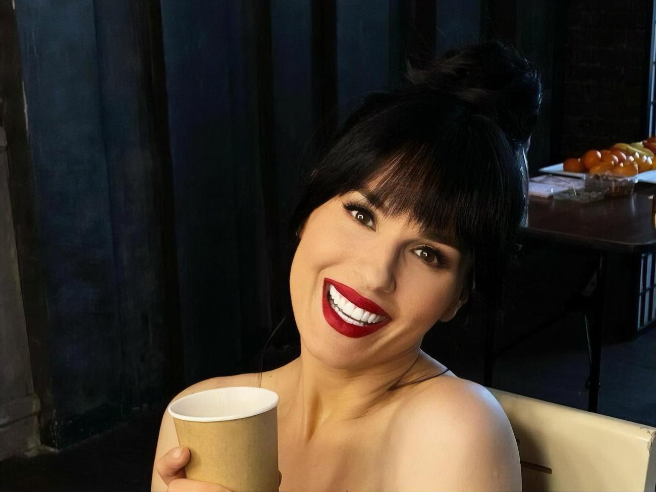 Ефросинина:&nbsp;Бесспорная прелесть моей работы в том, что даже в самые смутные времена у меня есть возможность создавать себе и другим хорошее настроение