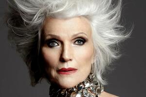 У Києві Мей Маск презентувала свою книгу "Жінка, яка має план"