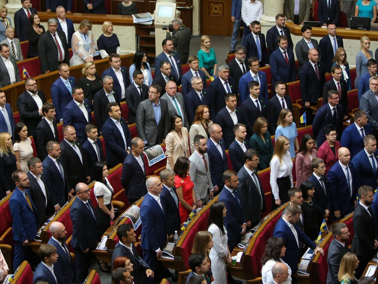 "Слугу народа" готовы поддержать 16,6% украинцев