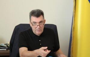 Данилов: Руслан Михайлович занимается своей работой