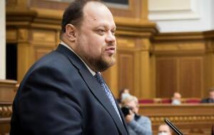 Стефанчук сказал, что ему хочется "поставить двойку за невыученные уроки" некоторым нардепам от "Слуги народа"