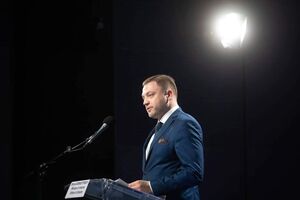 Монастырский об увольнении двух генералов: Именно они были ответственны за подготовку списков на рассмотрение СНБО, в которых впоследствии были обнаружены ошибки