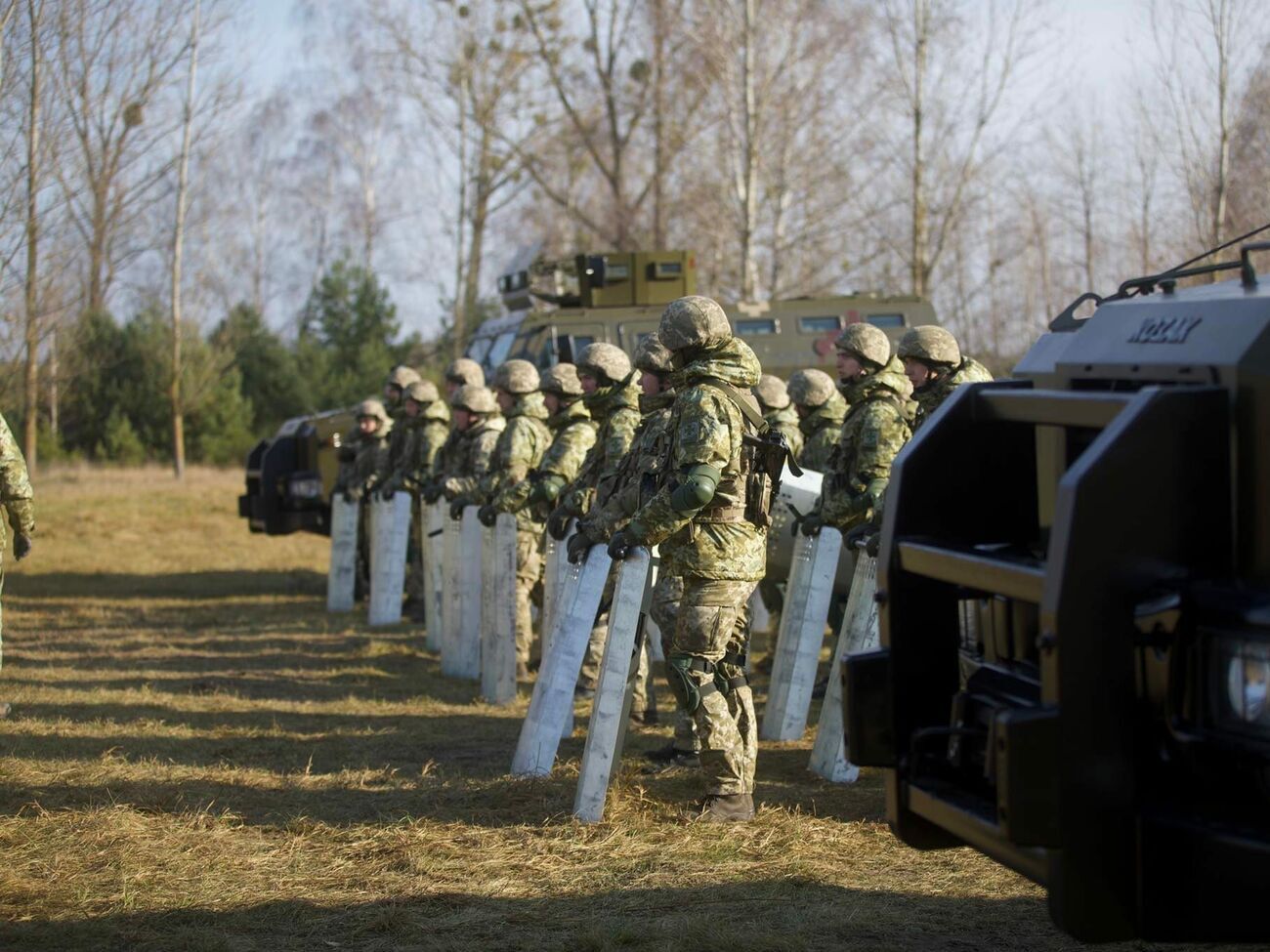 Украинско-белорусскую границу&nbsp;усилили военнослужащими и вертолетами