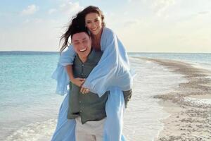 35-летняя Онуфрийчук официально расписалась со своим 40-летним избранником, бизнесменом Алмазом