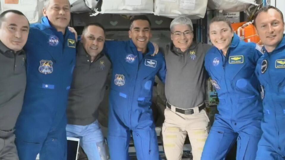 Місія Crew-3 триватиме до квітня 2022 року у складі експедиції 66
