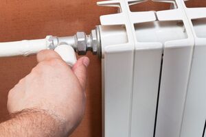 60,8% респондентов убеждены, что наибольшую ответственность за отопительный сезон несут центральные власти