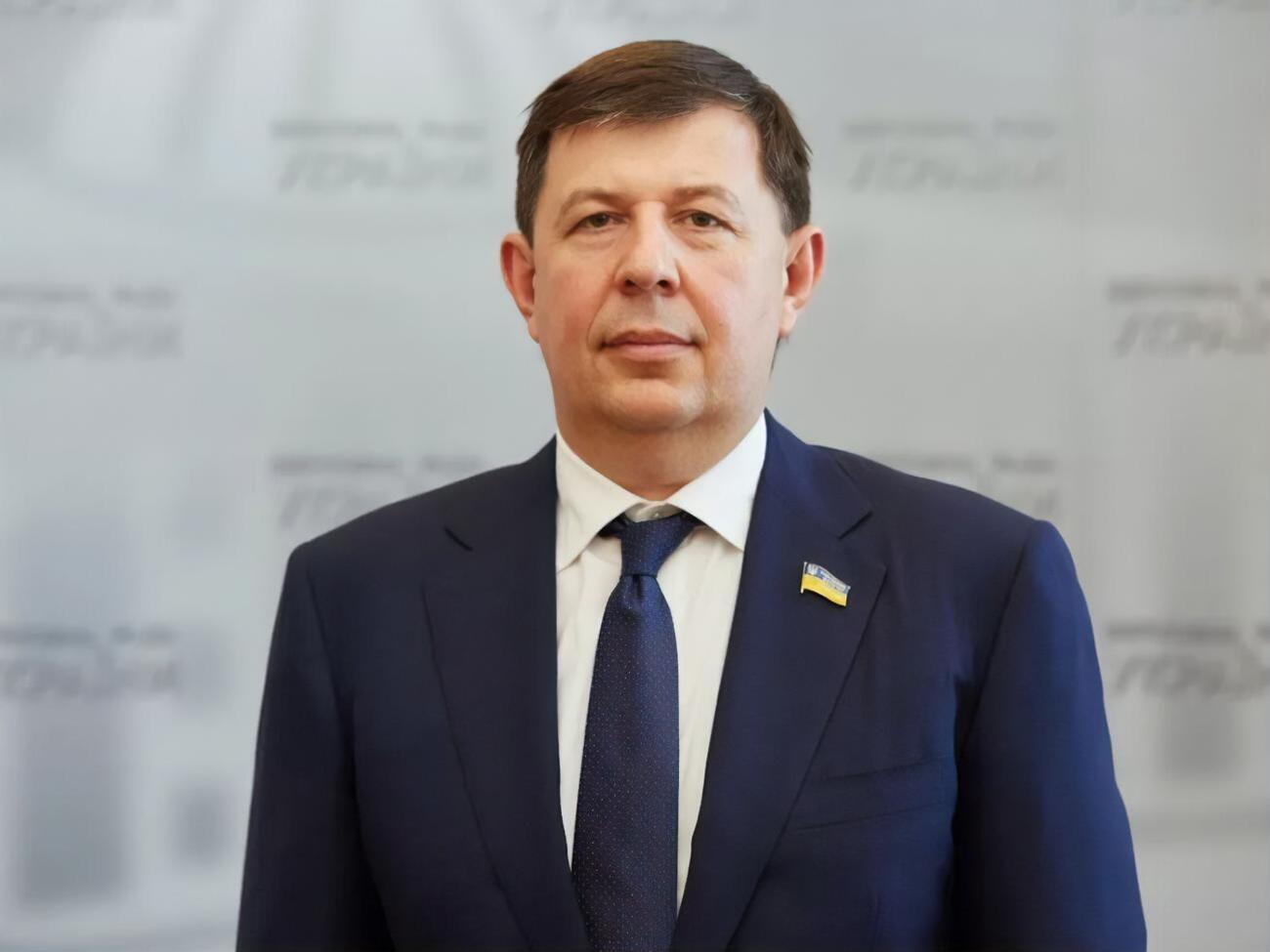 Козак виїхав із України
