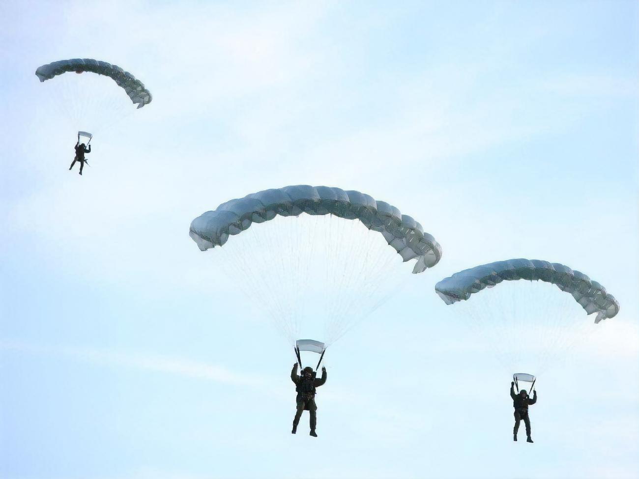 СМИ пишут, что в Беларуси погибли офицер и солдат ВС РФ