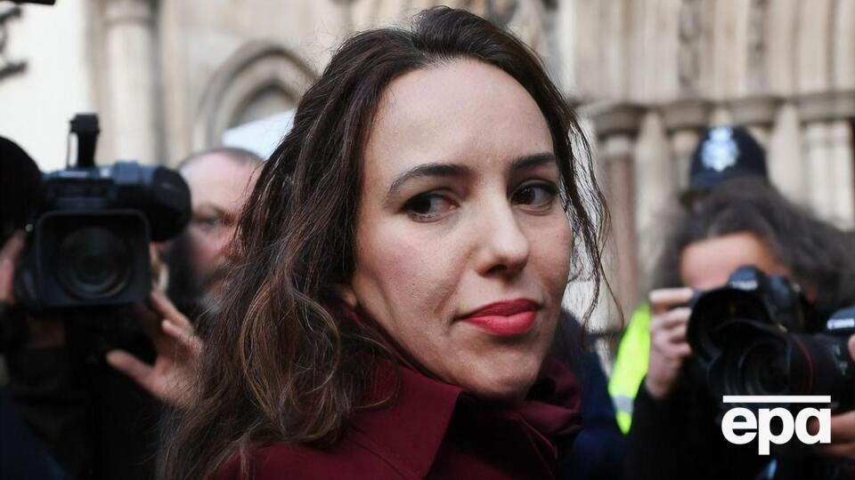 У Моріс (на фото) та Ассанжа двоє дітей, вона виховує їх сама