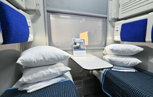 10 купейних вагонів курсуватимуть найдовшим у країні маршрутом у складі поїзда №5/6 "Маріуполь – Ворохта, Рахів"
