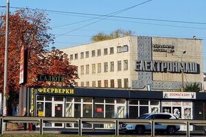 Загальна площа майнового комплексу – понад 100 тис. м², до його складу входить 37 об'єктів нерухомості