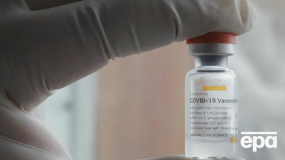 1% украинцев из числа тех, которые выступают против вакцинации, боятся чипирования
