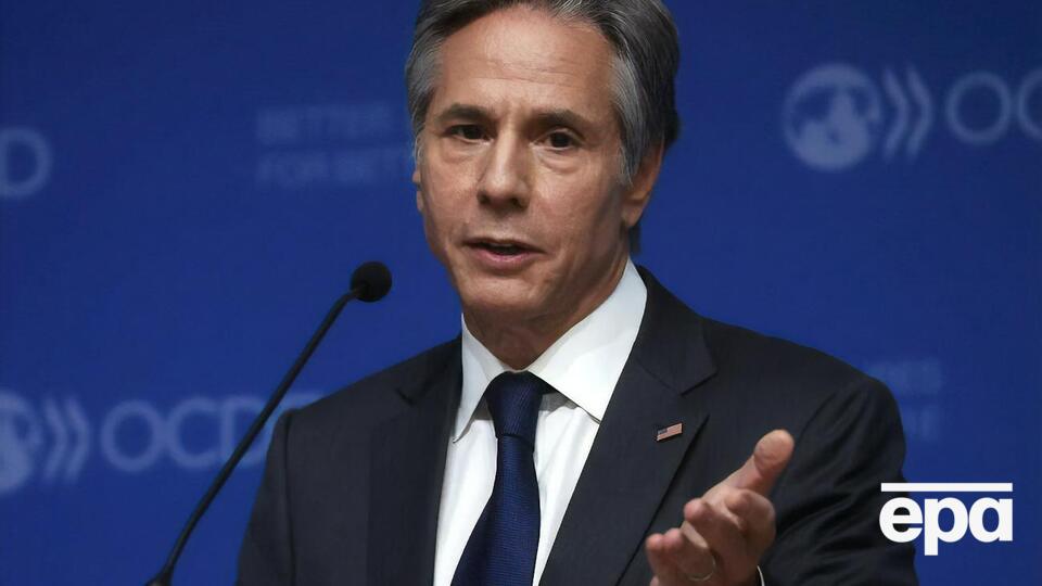 Блінкен зазначив, що у РФ намагаються змусити замовкнути російське суспільство