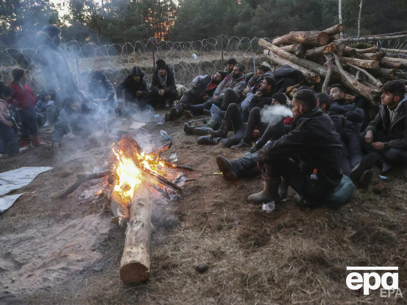 В ноябре&nbsp;многочисленная группа мигрантов разбила лагерь у польско-белорусской границы