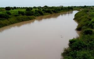 Двух погибших еще ищут