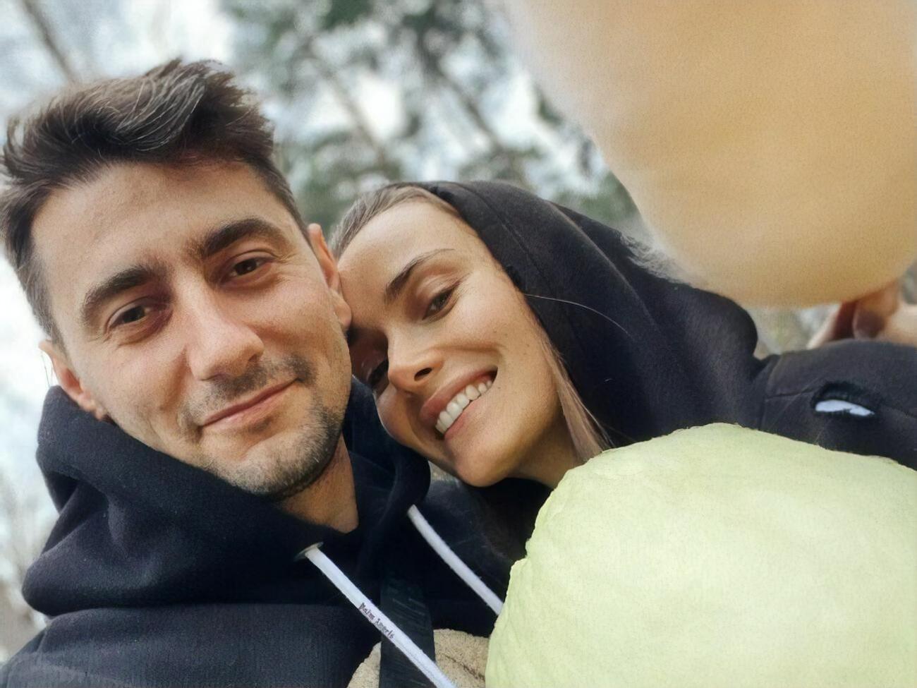 Про розрив Мішиної та Еллерта сало відомо у липні