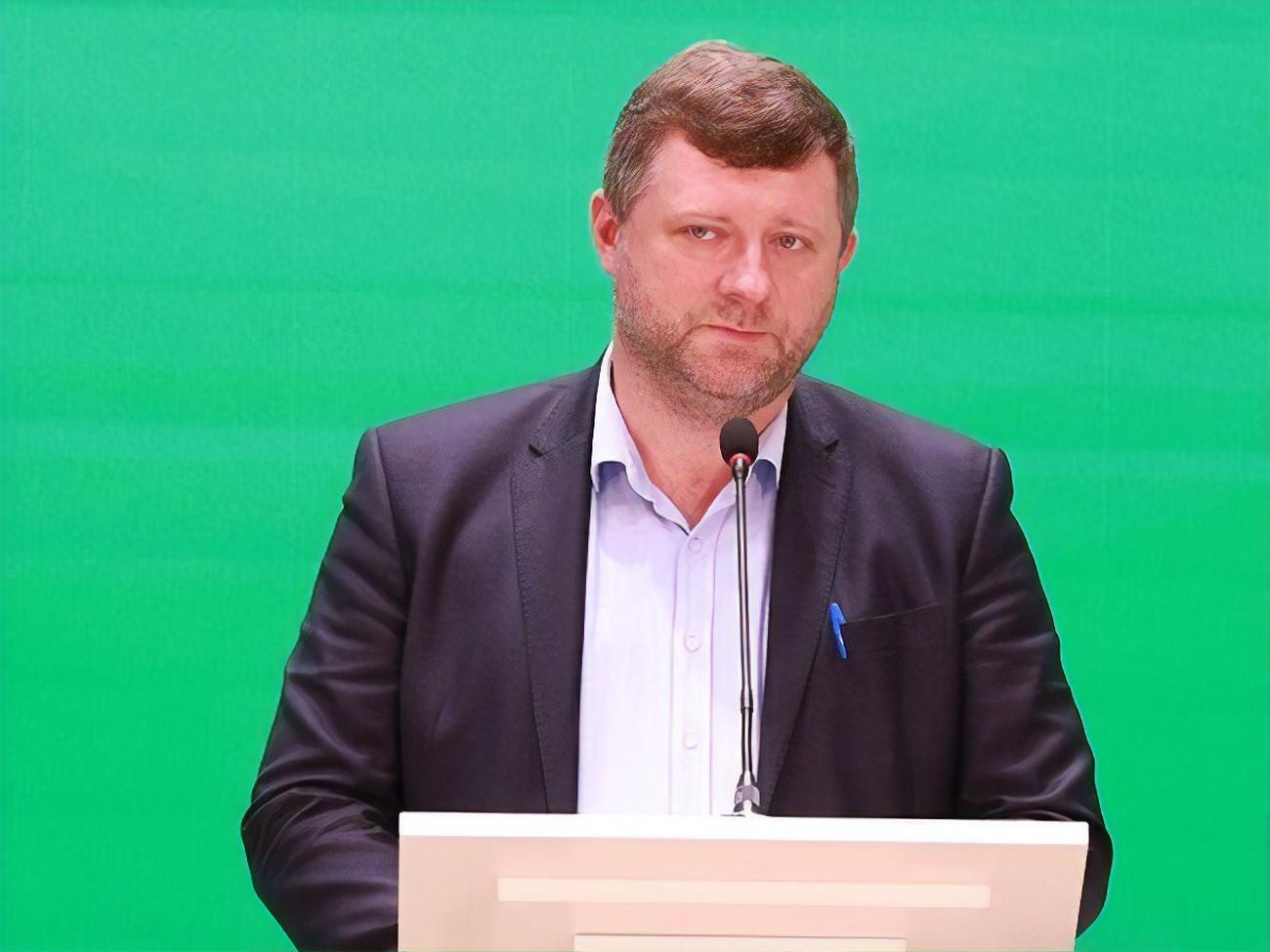 8 ноября Корниенко сообщил о решении сложить полномочия главы партии "Слуга народа"