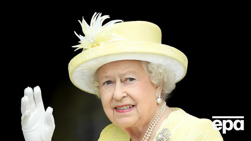 Отмененный визит на траурную службу должен был быть первым выходом королевы в свет после временного отдыха