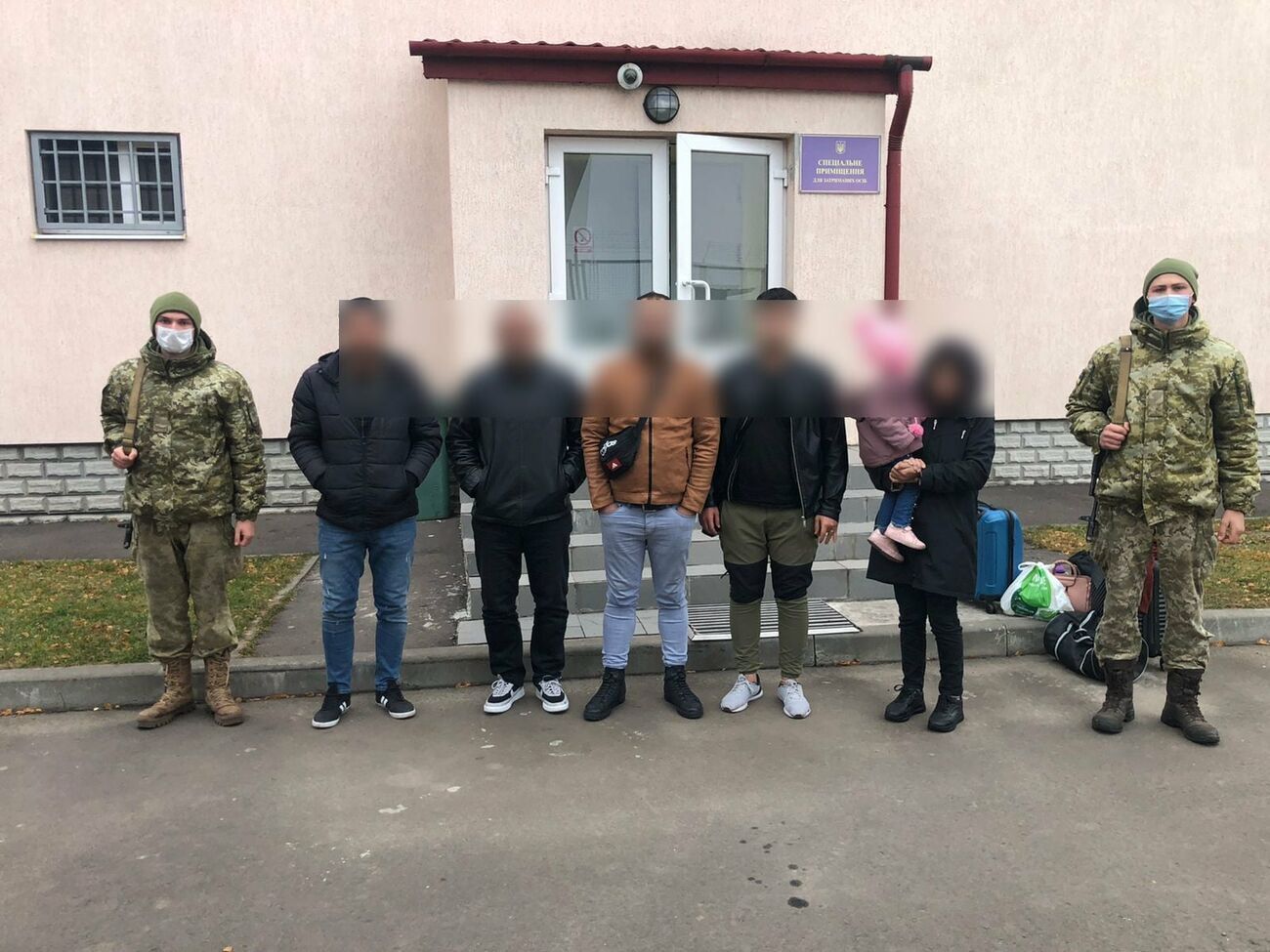 Иностранцы пытались убедить пограничников, что они блогеры, "ехали для проведения съемок живописного приграничья"