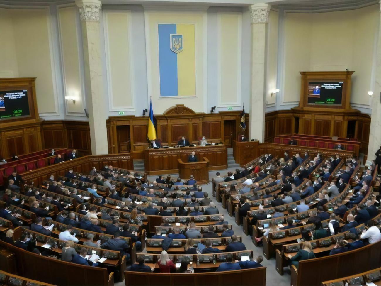 Большая часть нардепов, по информации спикера, вакцинированы