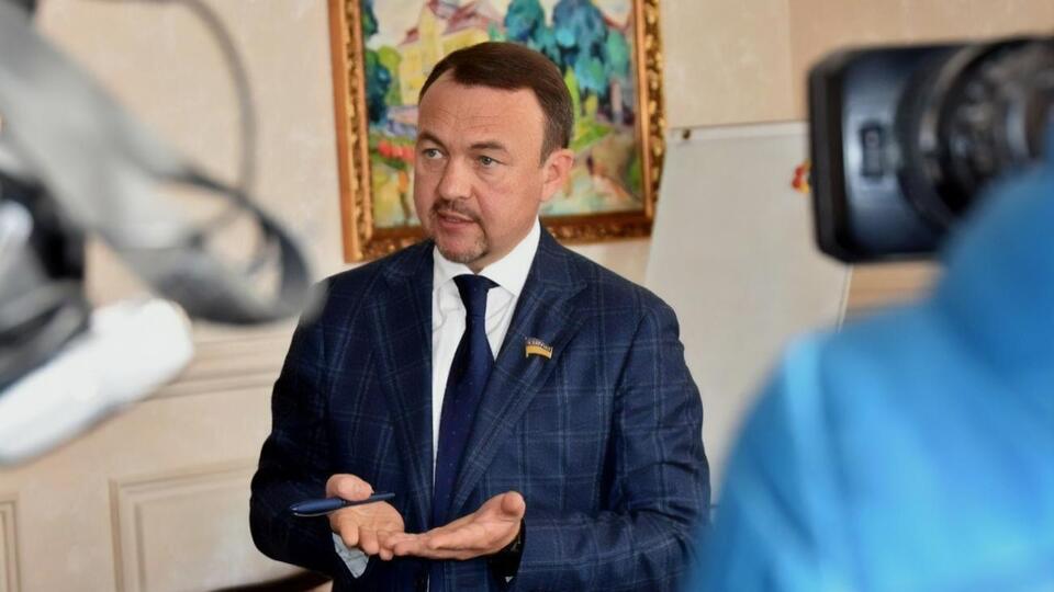 Петрова уволили 15 ноября