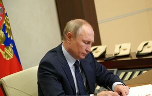 Путін доручив уряду забезпечити визнання у РФ сертифікатів про походження товарів, які виробляють в ОРДЛО