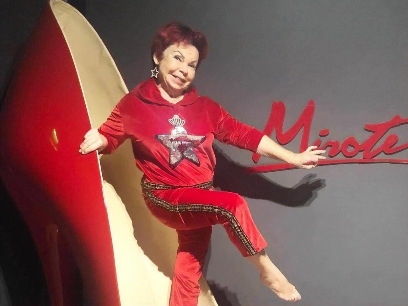 Людмила Порывай устроила для своих подписчиков онлайн-экскурсию по необычному кафе в Майаме