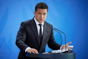 Зеленский возглавляет президентский рейтинг