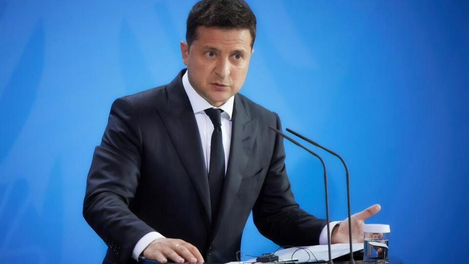 Зеленский возглавляет президентский рейтинг