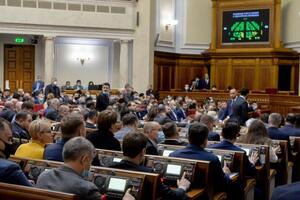 "Слуга народу" лідирує в парламентському рейтингу