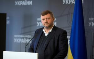 Корниенко подчеркнул, что децентрализация – не политическое изменение, "она больше связана с хозяйственными вопросами"