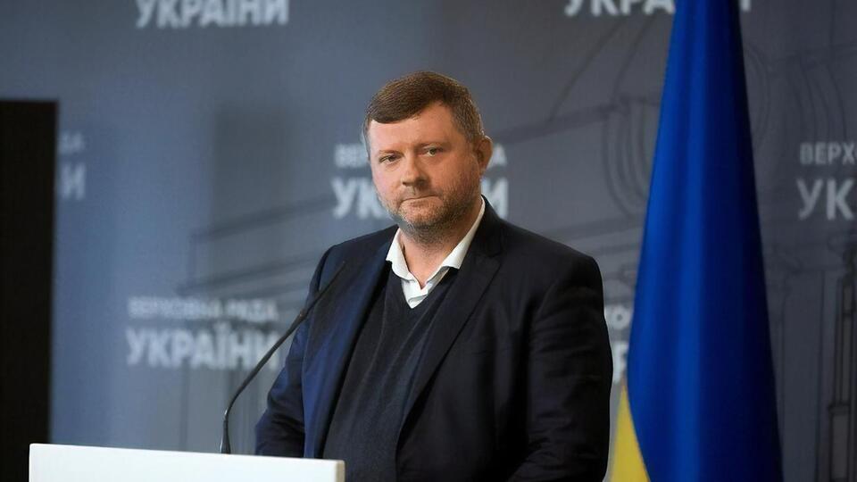 Корниенко подчеркнул, что децентрализация – не политическое изменение, "она больше связана с хозяйственными вопросами"