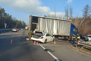 ЗМІ пишуть, що ДТП за участю нардепа сталася у Київській області
